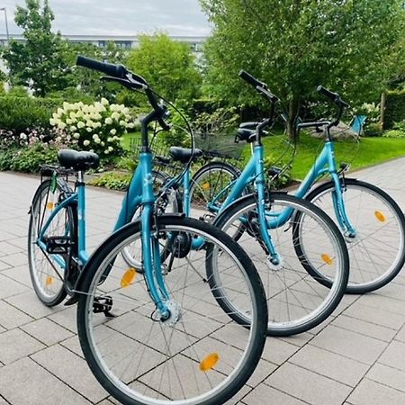 Motel One Hamburg-Altona Экстерьер фото