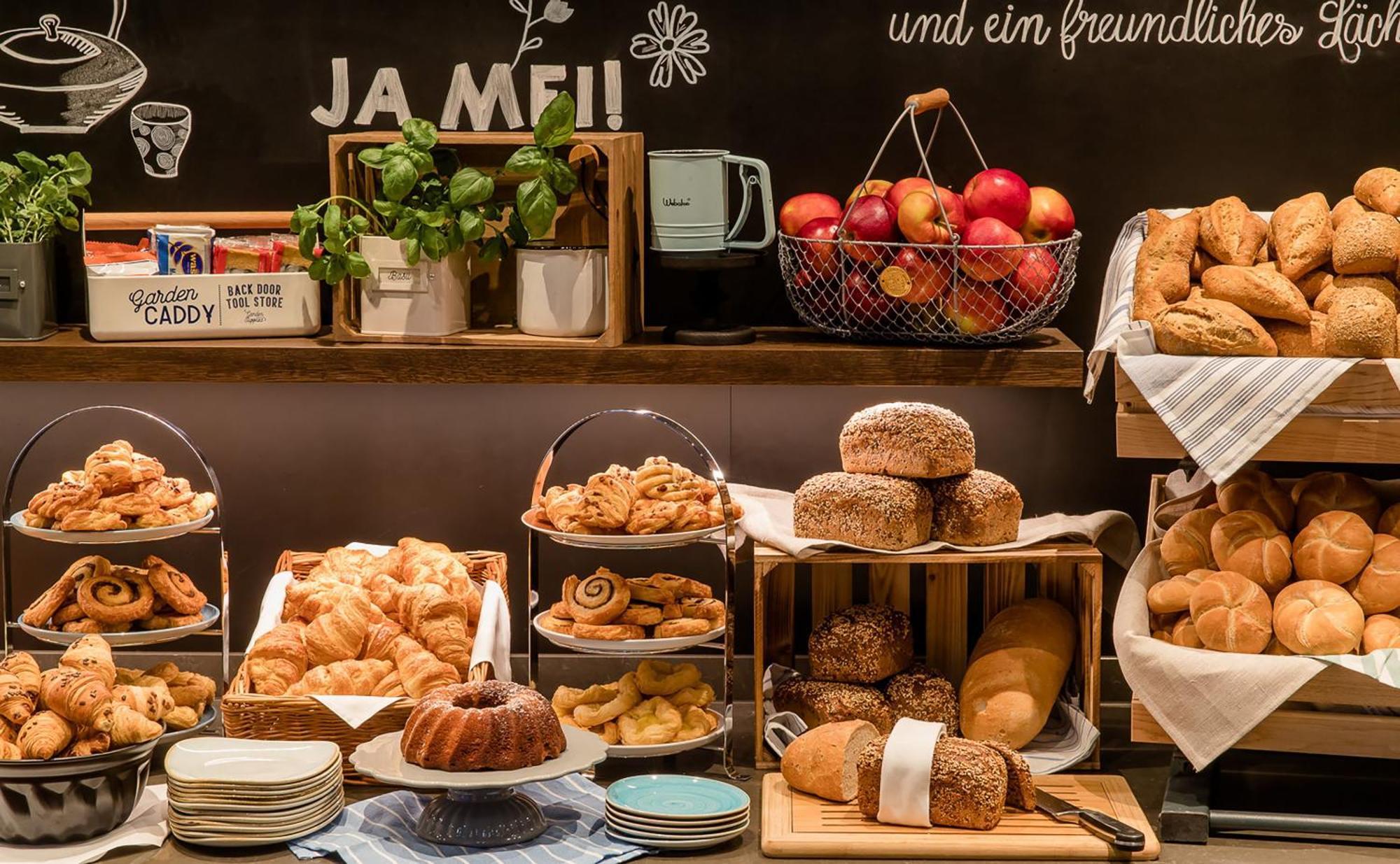 Motel One Hamburg-Altona Экстерьер фото
